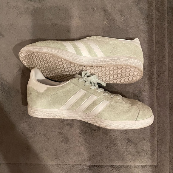 ADIDAS Gazelle Women’s Size 9 mint - Picture 5 of 7